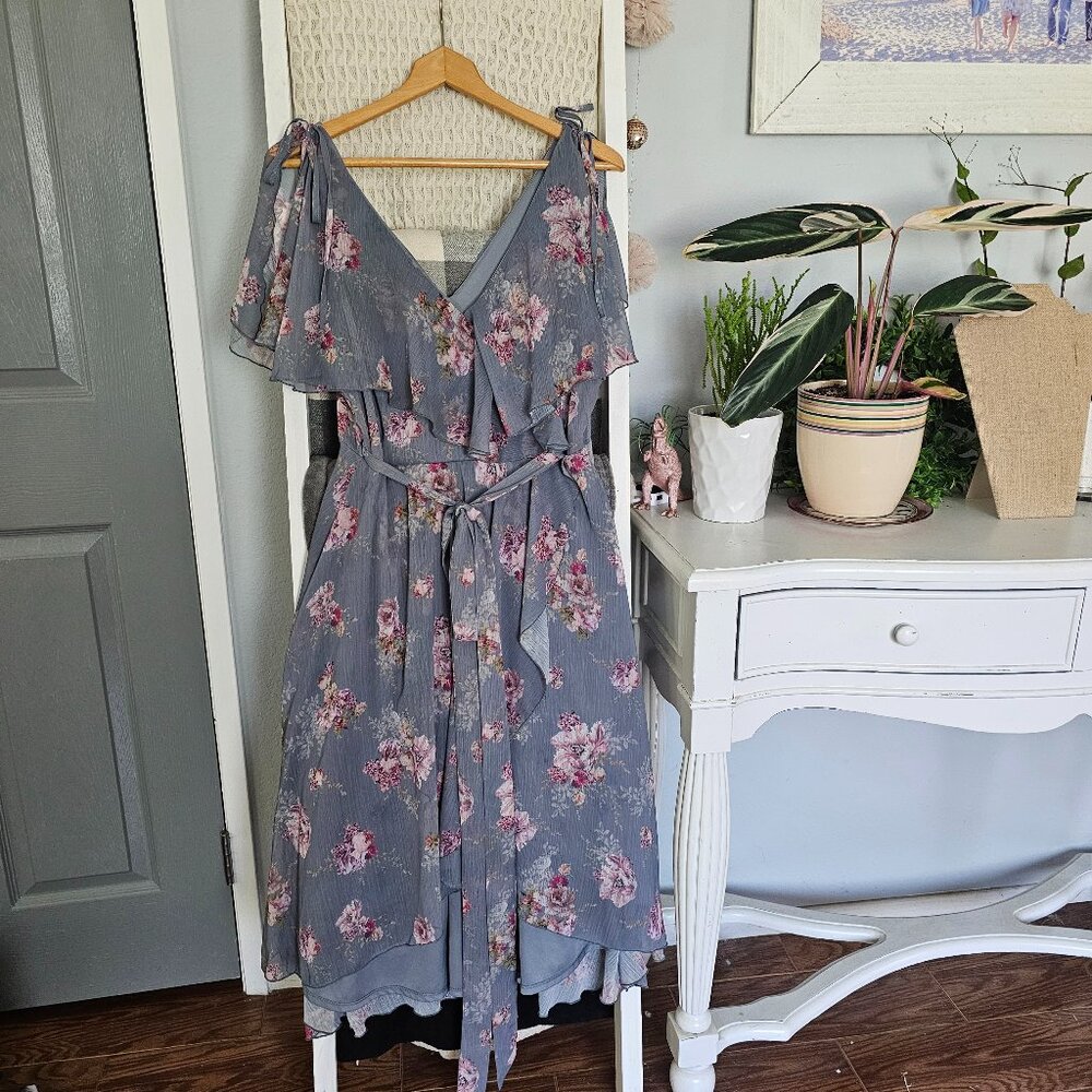 ASOS Floral Faux Wrap Dress | Size 14 Grey & Pink Split Sleeve V-Neck Midi